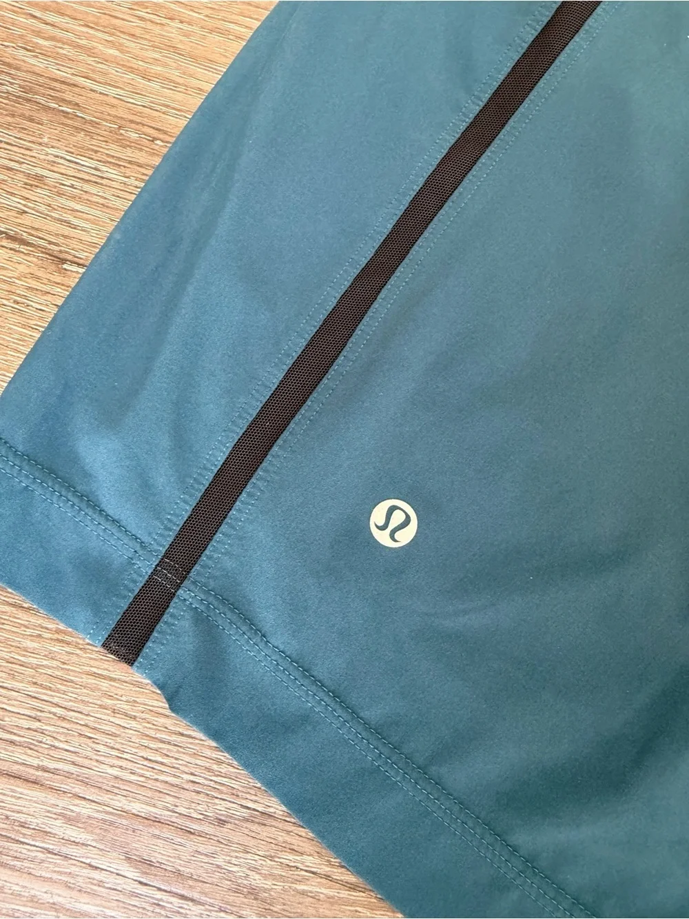 lululemon athletica Men's Athletic Shorts in Teal with Tan Stripe